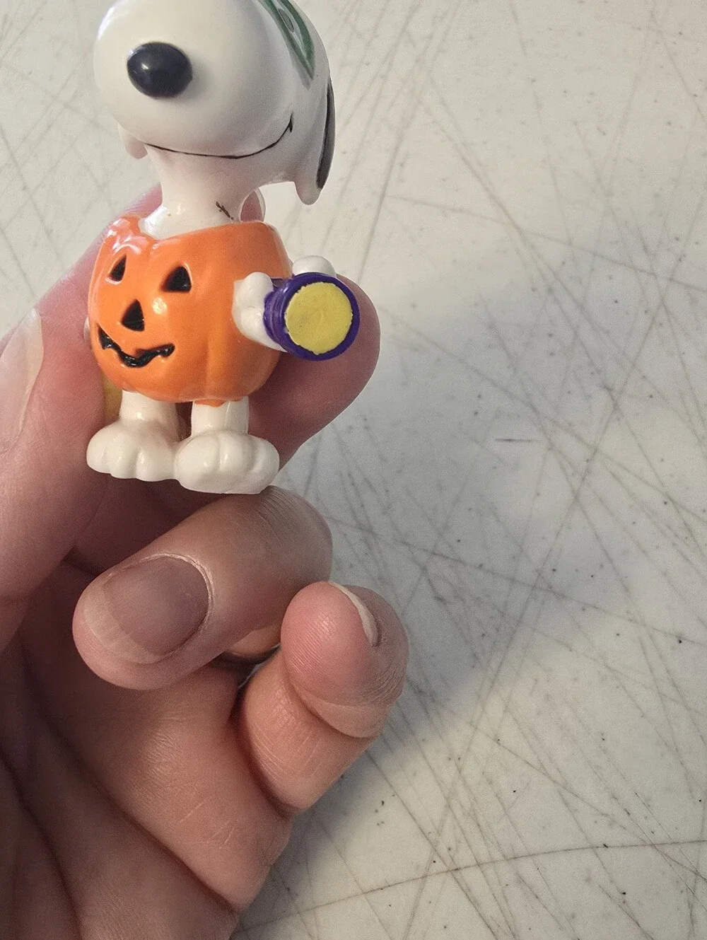 Peanuts Snoopy Halloween 2 1/4 In Figure Pumpkin Costume Trick or Treat Bag